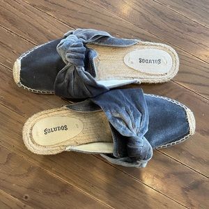 Soludos Sz 8.5 Velvet Mules